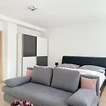 Apartmán Bakossova S Parkingom Banska Bystrica