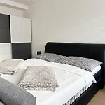 Bakossova S Parkingom Banska Bystrica