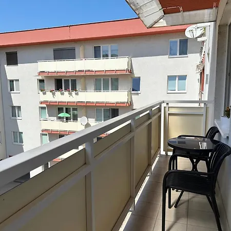 Bakossova S Parkingom Banská Bystrica
